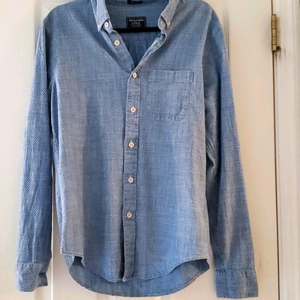 Abercrombie & Fitch Muscle Fit Button Down Size M